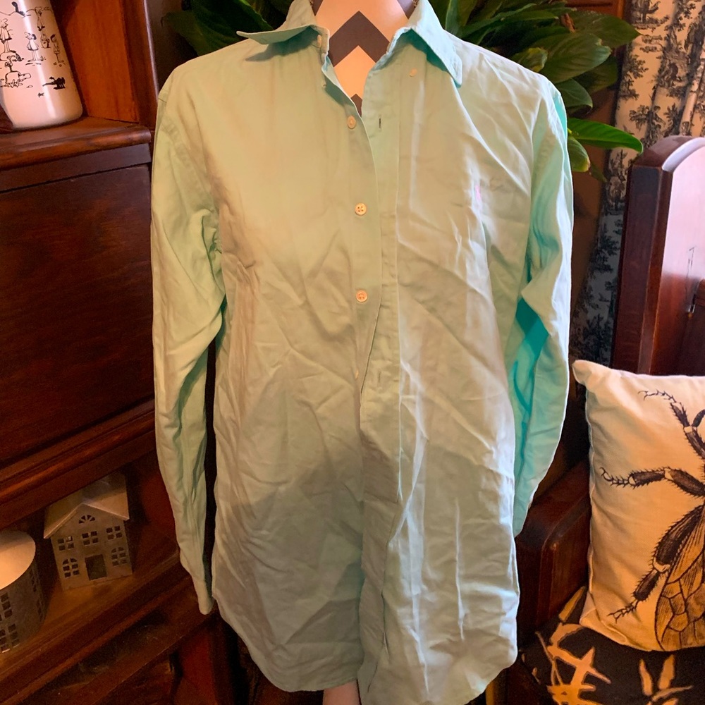 SHOP CLOSING!! Ralph Lauren long sleeve beautiful mint green women size medium